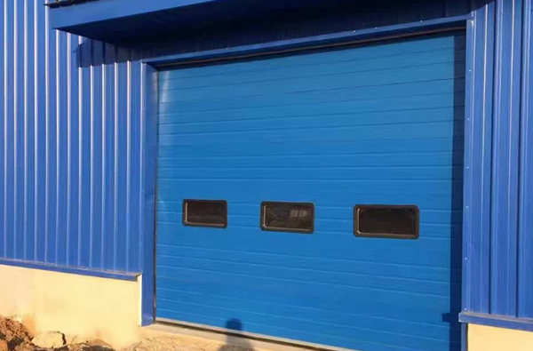 工業(yè)提升門